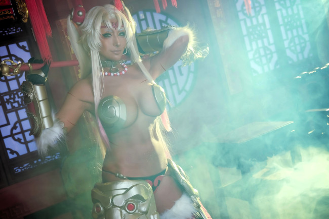 Обои картинки фото девушки, nonsummerjack, образ, косплей, наряд, посох, китай, дым