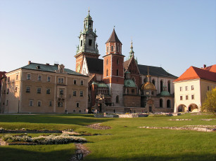 Картинка города католические соборы костелы аббатства