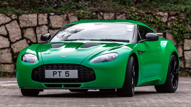 Обои картинки фото aston, martin, v12, zagato, автомобили, великобритания, элитные, ltd