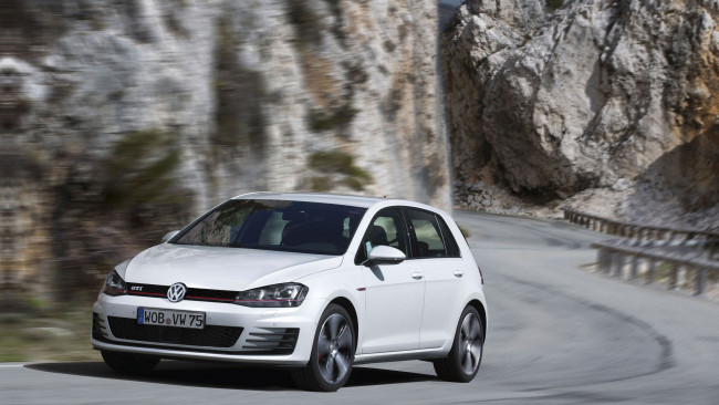 Обои картинки фото автомобили, volkswagen, golf, gti, car