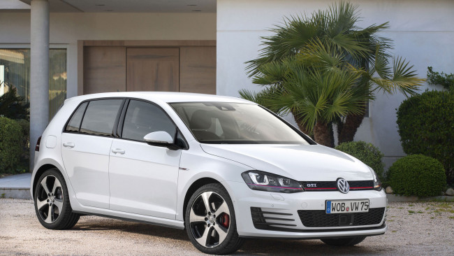 Обои картинки фото автомобили, volkswagen, golf, gti, car