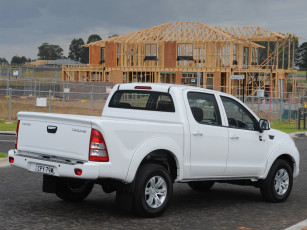 Картинка автомобили foton au-spec tunland серый