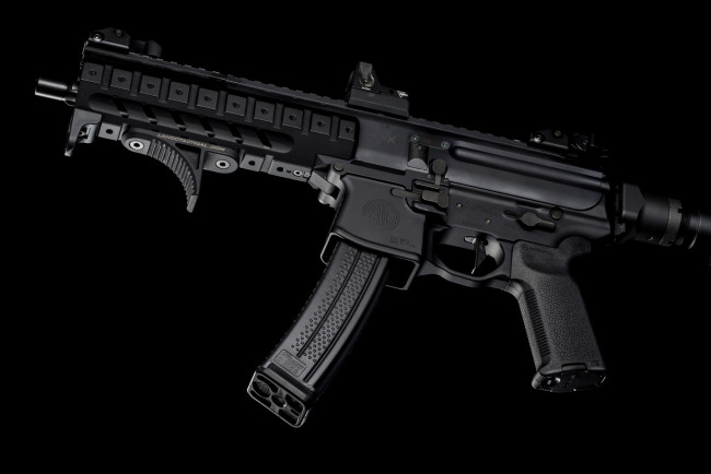 Обои картинки фото оружие, автоматы, sig, sauer, пистолет-пулемёт