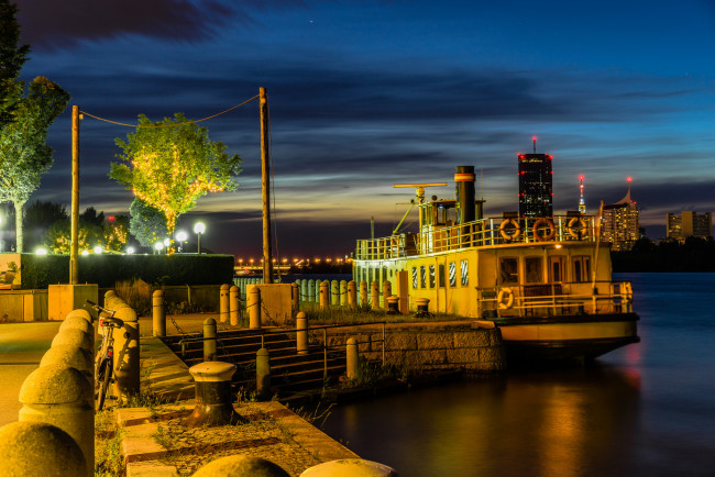 Обои картинки фото корабли, порты ,  причалы, пристань