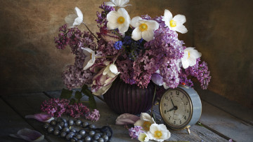 Картинка разное часы +часовые+механизмы букет сирень анемоны бусы будильник