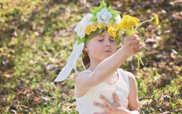 Картинка разное дети девочка венок цветы