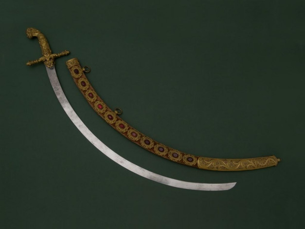 Обои картинки фото сабля, подарочная, оружие, холодное