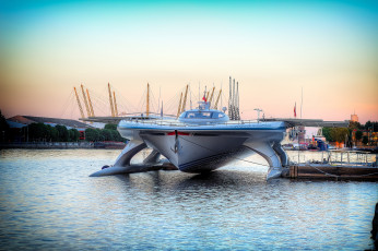 Картинка t& 251 ranor+planetsolar корабли катамараны+и+тримараны гавань причал судно