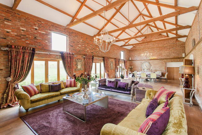 Обои картинки фото интерьер, гостиная, шторы, диваны