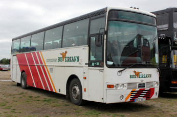 Картинка автомобили автобусы пассажирский транспорт