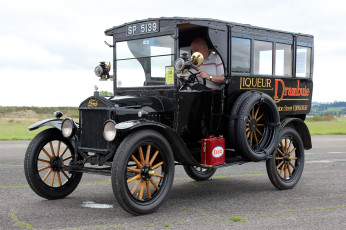 Картинка автомобили автобусы транспорт пассажирский