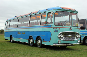 Картинка автомобили автобусы транспорт пассажирский