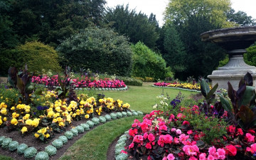 Картинка природа парк клумбы