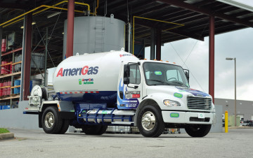 Картинка автомобили freightliner