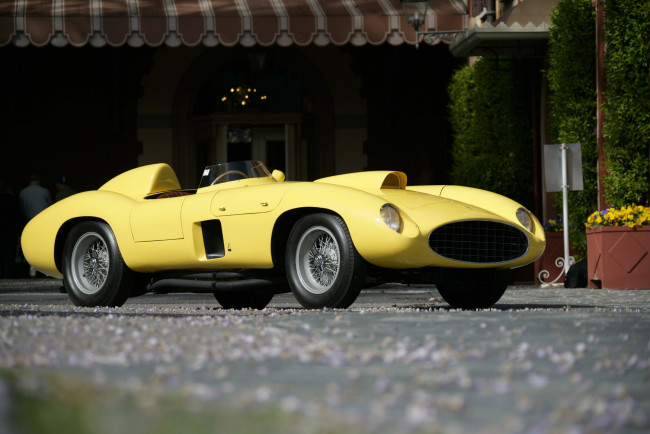 Обои картинки фото автомобили, ferrari