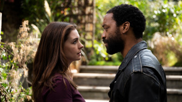 Картинка locked+down+ +2021+ кино+фильмы -unknown+ другое локдаун мелодрама anne hathaway комедия chiwetel ejiofor криминал кадры из фильма paxton linda