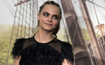 Картинка девушки cara+delevingne кара делевинь портрет фотосессия черное платье актриса британская модель красивая женщина