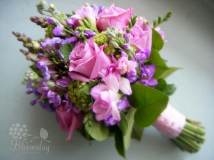 Картинка цветы букеты композиции розы левкой гортензия