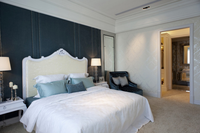 Обои картинки фото интерьер, спальня, кровать, подушки