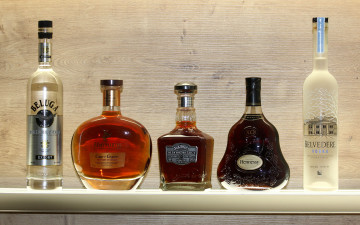 Картинка бренды напитков разное джек дениелс виски хеннесси водка белуга бельведер коньяк реми мартин спиртное бутылки