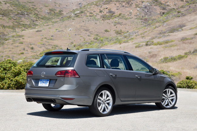 Обои картинки фото автомобили, volkswagen, 2016г, темный, typ, 5g, us-spec, sportwagen, tdi, golf