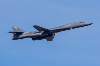Картинка rockwell+b-1b+lancer авиация боевые+самолёты бомбардировщик