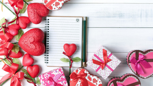 Обои картинки фото праздничные, день святого валентина,  сердечки,  любовь, банты, сердечки