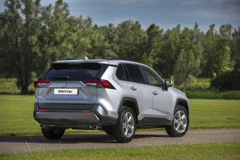 Картинка автомобили toyota