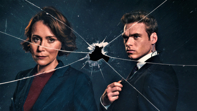 Обои картинки фото кино фильмы, bodyguard , сериал, женщина, телохранитель, стекло, дыра