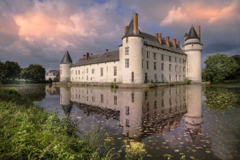 Картинка chateau+du+plessis-bourre france города замки+франции chateau du plessis-bourre