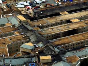 Картинка разное развалины руины металлолом