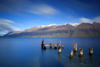 Картинка природа реки озера озеро горы сваи