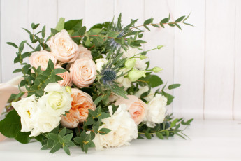 Картинка цветы букеты +композиции зелень розы букет лента