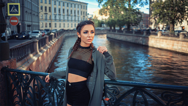 Обои картинки фото девушка, девушки, -unsort , брюнетки, темноволосые, модель