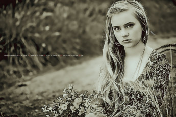 Картинка календари компьютерный+дизайн букет цветы девушка взгляд женщина calendar 2019