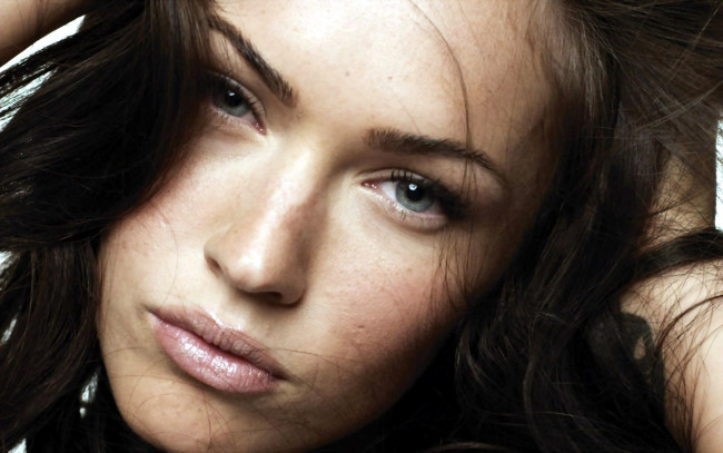 Обои картинки фото девушки, megan fox, актриса, шатенка, лицо