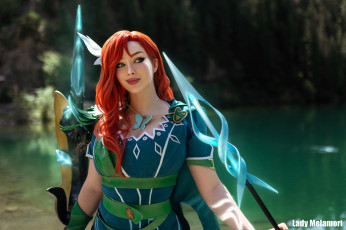 обоя девушки, мария давыдова , lady melamory, образ, косплей, наряд, костюм, оружие, озеро