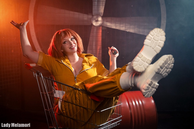 Обои картинки фото девушки, мария давыдова , lady melamory, образ, косплей, наряд, костюм, тележка, микрофон