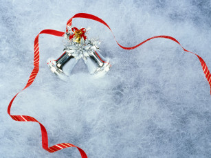 Картинка праздничные колокольчики