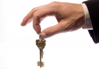 Картинка разное ключи замки дверные ручки рука