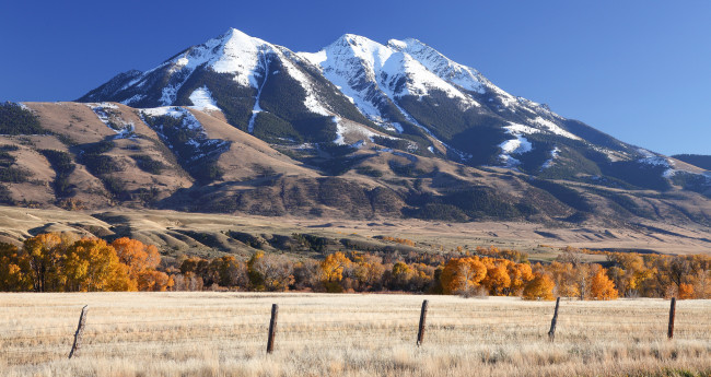 Обои картинки фото природа, горы, поле, гора, небо