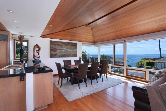 Обои картинки фото интерьер, столовая, люстра, стиль, цветы, мебель, chandelier, style, flowers, furniture, dining, room