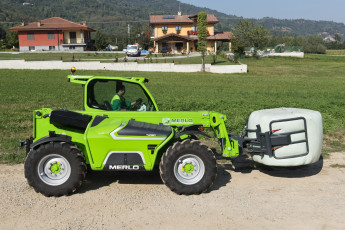 Картинка техника фронтальные+погрузчики merlo