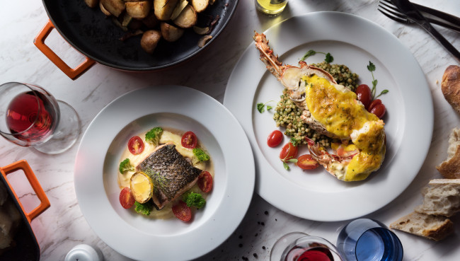 Обои картинки фото еда, рыбные блюда,  с морепродуктами, рыба, томат, сыр, краб