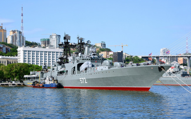 Обои картинки фото корабли, крейсеры,  линкоры,  эсминцы, вмф, владивосток, корабль, адмирал, виноградов, противолодочный, большой, проект, 1155