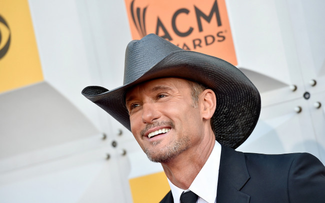 Обои картинки фото tim makgrou, мужчины, - unsort, шляпа