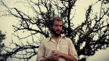 Картинка bon-iver музыка -временный музыкант