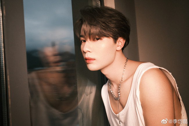 Обои картинки фото мужчины, li dai kun, ли, дайкунь, li, dai, kun