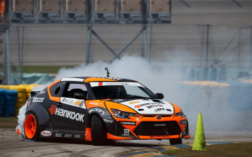 Картинка спорт автоспорт оранжевый трек