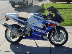 Картинка мотоциклы suzuki